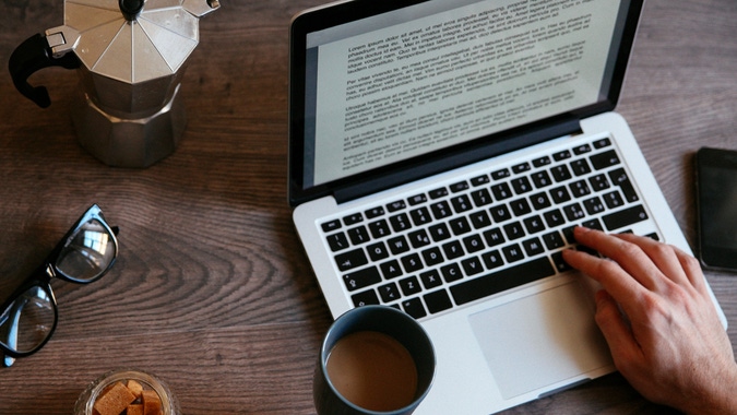 5 Reasons Why Entrepreneurs Should Consider Writing a Book