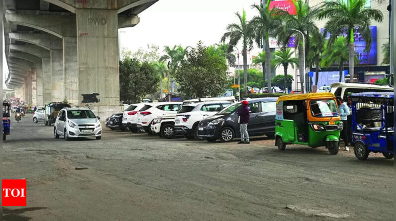 Search Engine Optimization: Stretch Near Under-Construction Crossing Becomes Accident-Prone Zone |  News from Bhopal