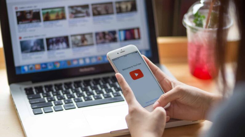 YouTube denies that crackdown on ad blockers is affecting Premium users