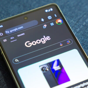 Google Search on smartphone stock photo (3)