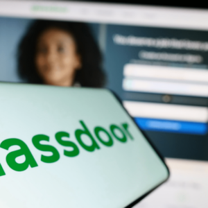 How to navigate negative Glassdoor and Indeed company reviews