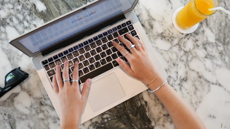 Adaptation to changes in search engine algorithms